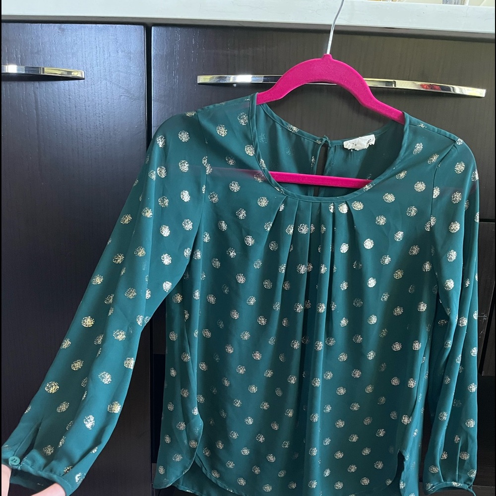 Mason Jules elegant green top w Gold Polka dots. Sz XS.